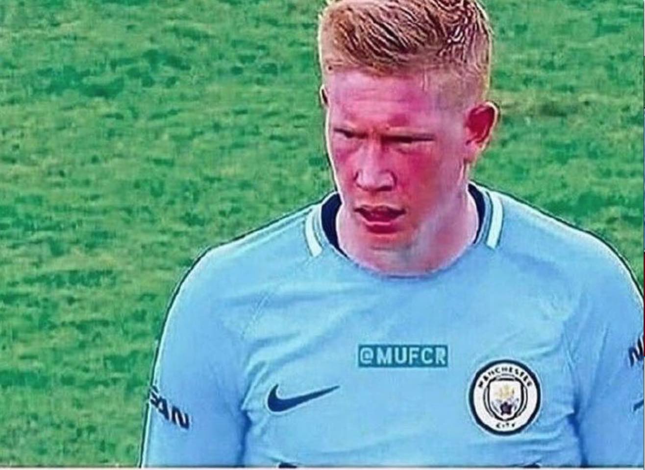 只等官宣，记者：利物浦中场莫顿已完成里昂的体检